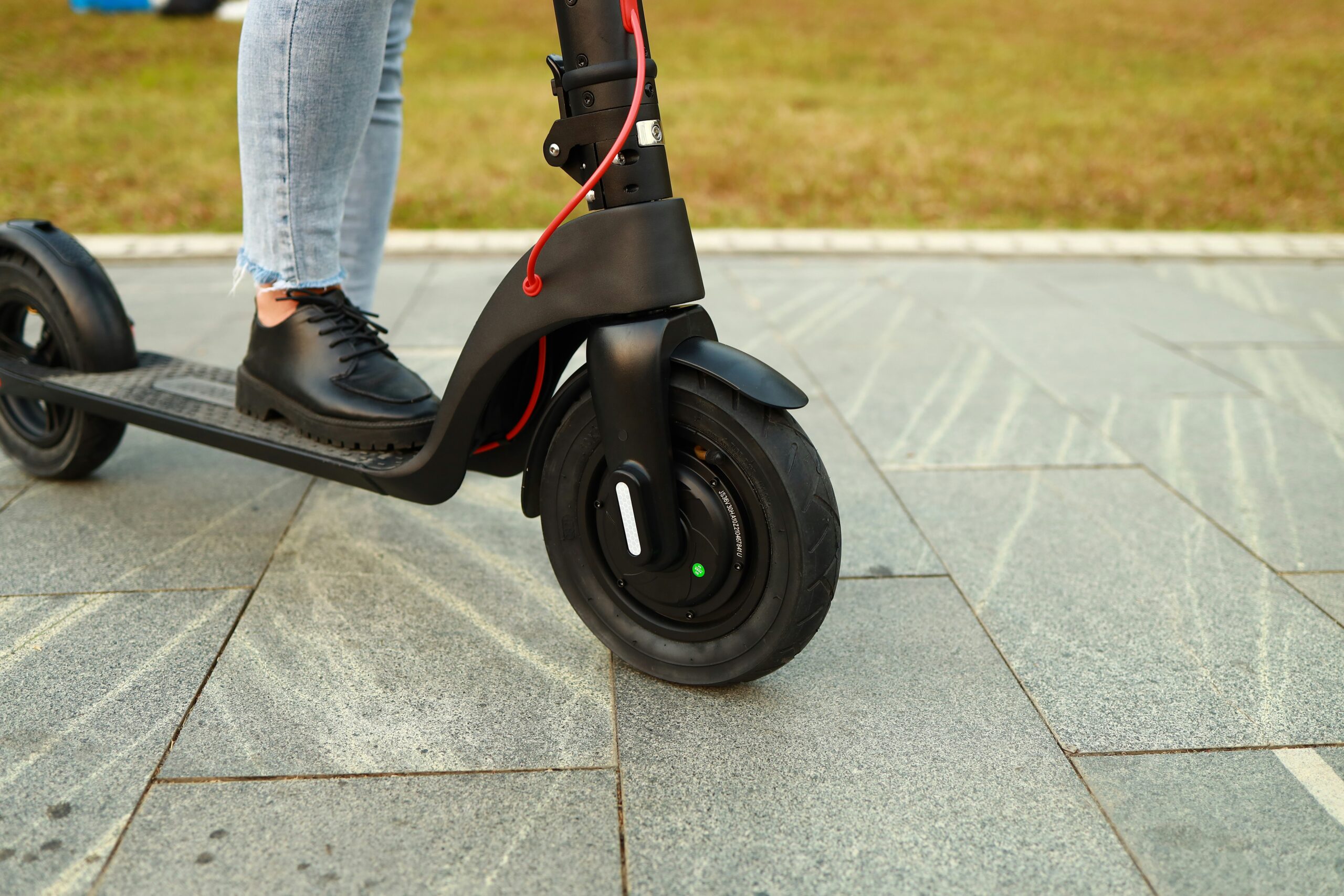 Exploring the Benefits of Hover 1 Electric Scooter